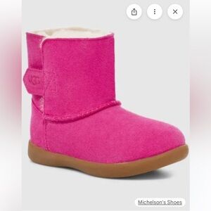 NEW UGG Kids Boots in Pink with Cream Lining